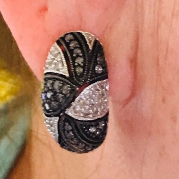 NWOT 1.00 CTW GENUINE DIAMOND SEMI HOOP EARRINGS - Picture 3 of 15